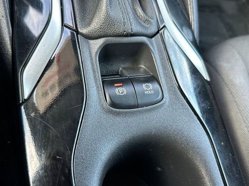 Certified 2022 Toyota Corolla LE image 35