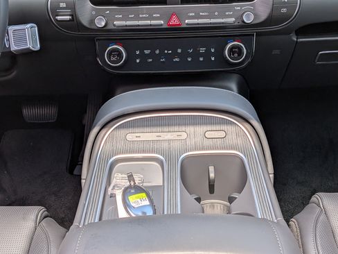 New 2026 Hyundai Palisade Calligraphy FWD image 18
