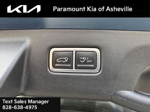 Used 2025 Kia Sorento EX image 28