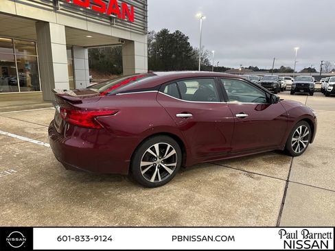 Used 2017 Nissan Maxima 3.5 S image 6