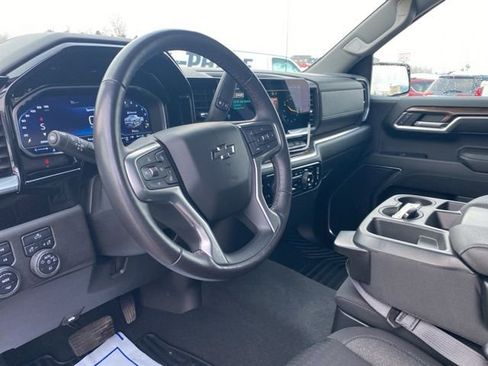 Used 2022 Chevrolet Silverado 1500 RST w/ Z71 Off-Road Package image 34