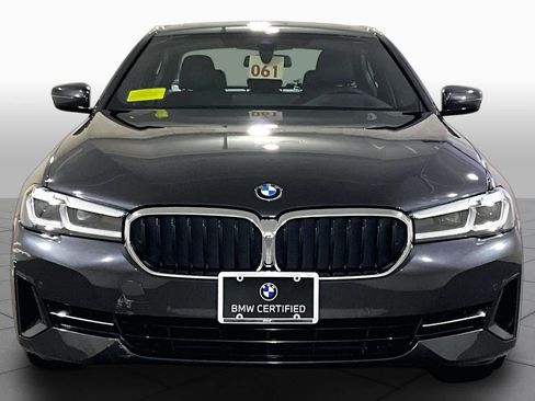 Used 2023 BMW 530i xDrive w/ Premium Package AWD/4WD image 3