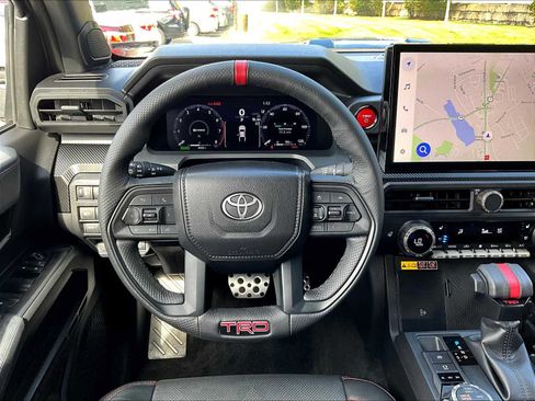 Used 2025 Toyota Tacoma TRD Pro image 17