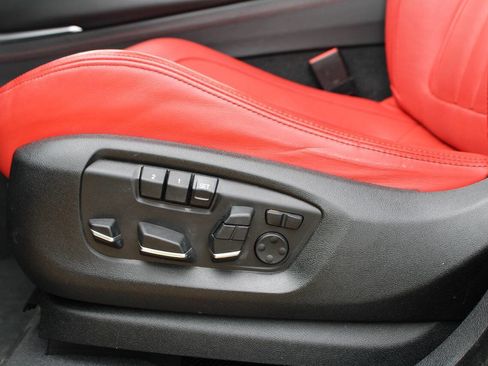 Used 2018 BMW X6 M image 96