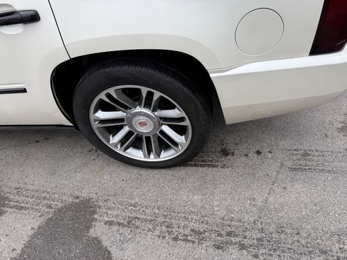 Used 2008 Cadillac Escalade 2WD image 7