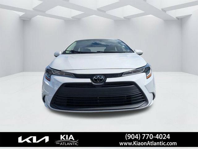 Used 2024 Toyota Corolla LE FWD image 7