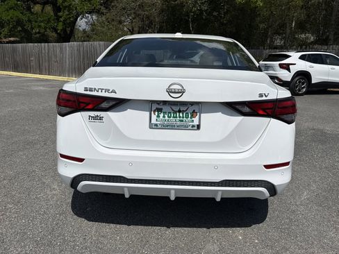 Used 2024 Nissan Sentra SV FWD image 4