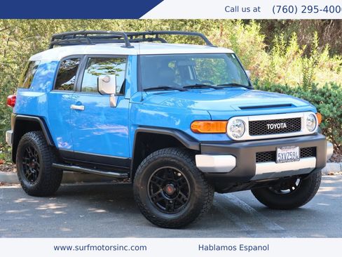 Used 2007 Toyota FJ Cruiser 4WD image 1