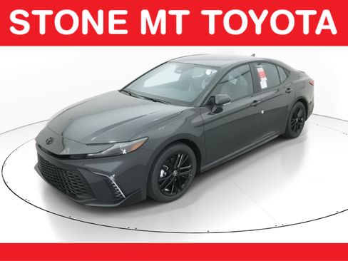 New 2026 Toyota Camry SE image 1