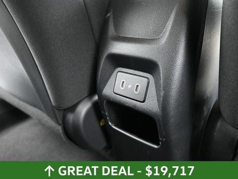 Used 2025 Hyundai Venue SEL FWD image 50