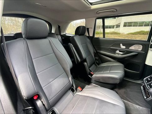 Certified 2024 Mercedes-Benz GLS 450 4MATIC image 29