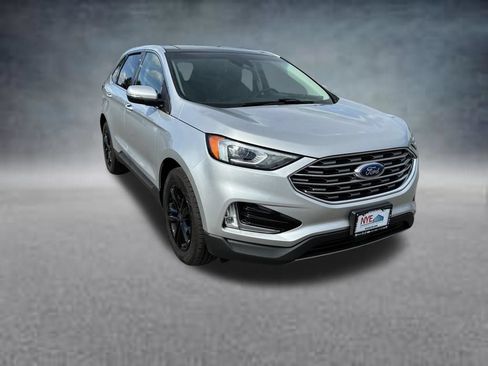 Used 2019 Ford Edge SEL w/ Equipment Group 201A AWD/4WD image 8