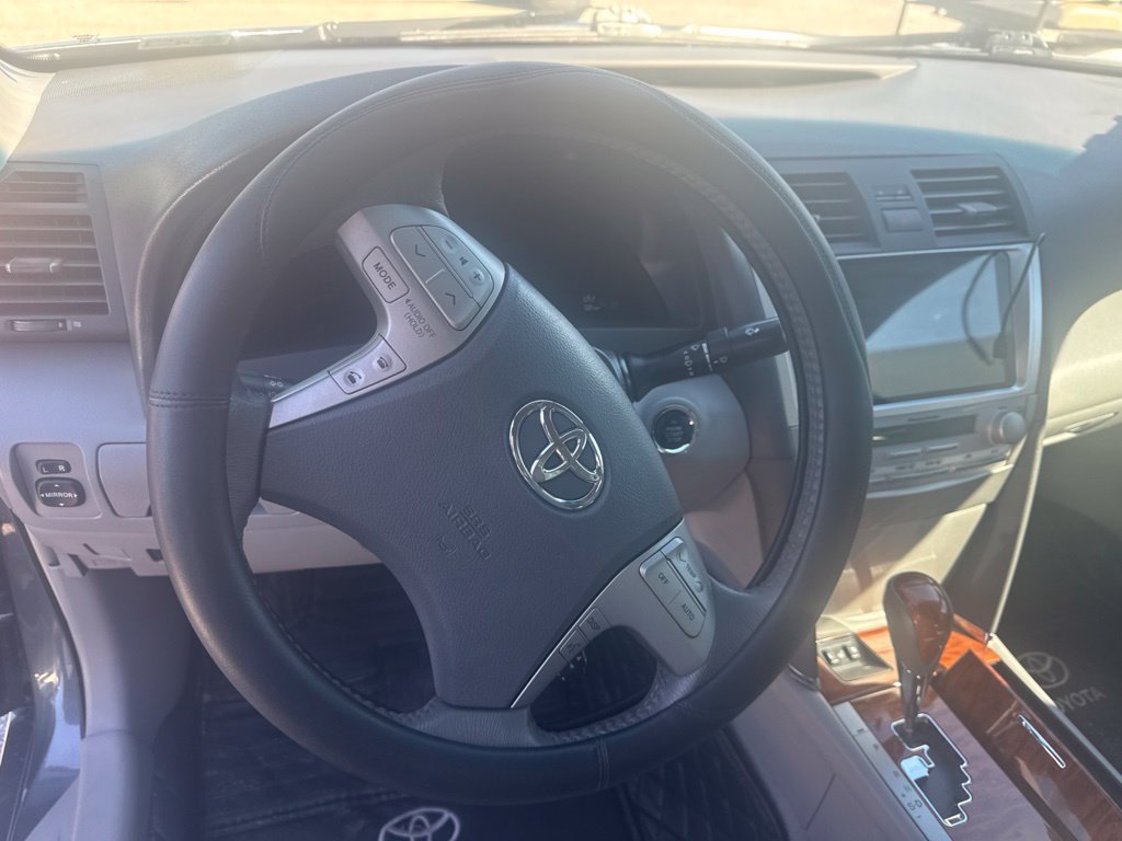 Used 2010 Toyota Camry XLE FWD image 10