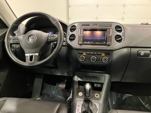 Used 2017 Volkswagen Tiguan Wolfsburg Edition image 34