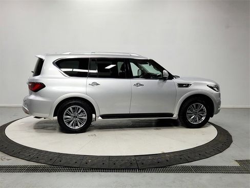 Used 2021 INFINITI QX80 Luxe image 8