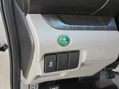 Used 2012 Honda CR-V EX-L image 11