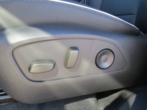 New 2026 Buick Enclave Preferred w/ LPO, Floor Liner Package image 15