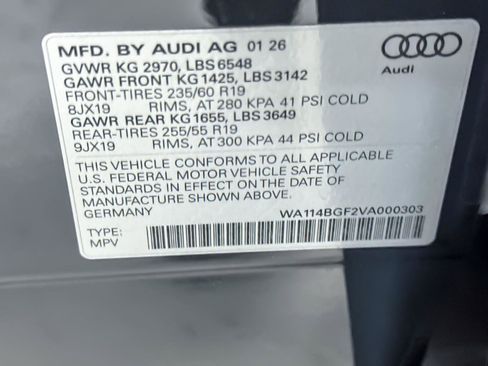 New 2027 Audi Q6 e-tron Premium image 28