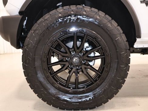 New 2026 Ford Bronco 4-Door AWD/4WD image 30