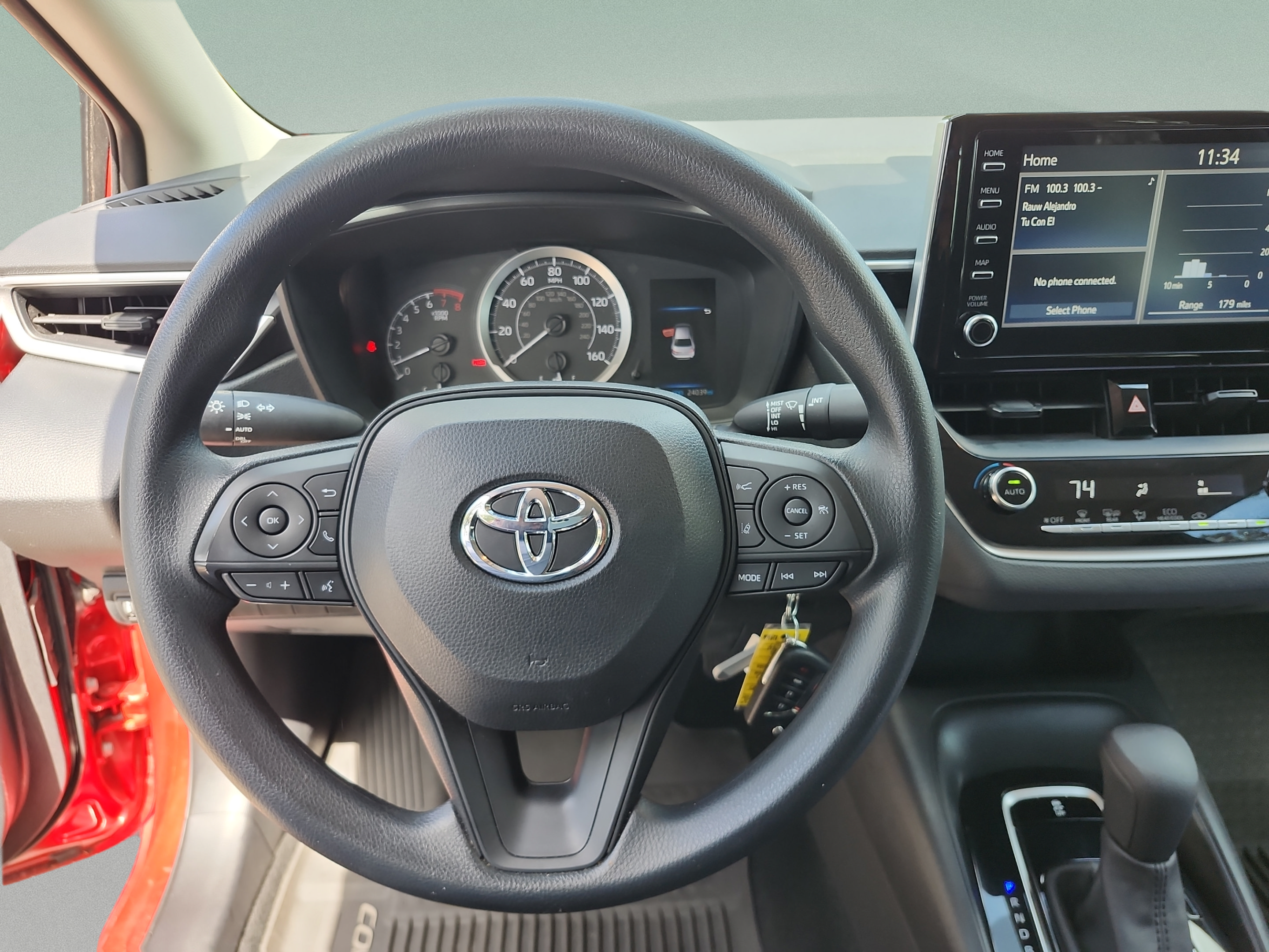 Used 2020 Toyota Corolla LE FWD image 9