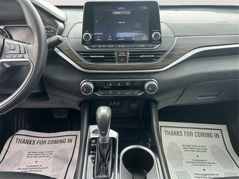 Certified 2024 Nissan Altima 2.5 SV image 11