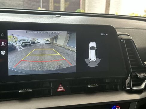 Certified 2023 Kia Sportage EX image 19