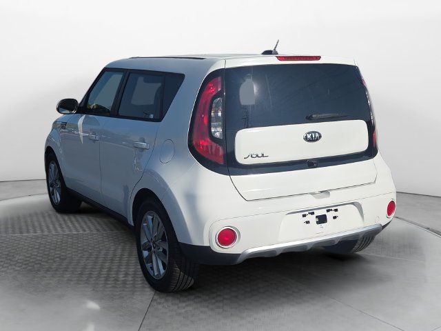 Used 2017 Kia Soul + FWD image 3