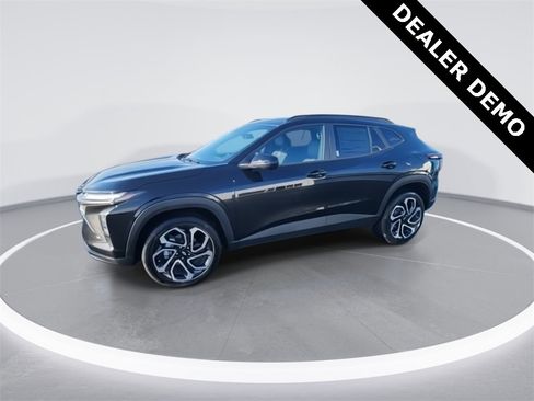 New 2025 Chevrolet Trax RS w/ Driver Confidence Package image 4