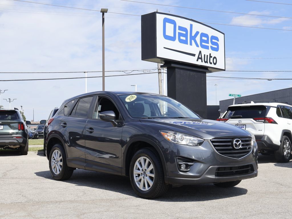 Used 2016 MAZDA CX-5 Touring FWD image 2