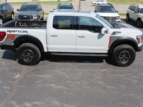 New 2026 Ford F150 Raptor w/ Equipment Group 803A Raptor R AWD/4WD image 11
