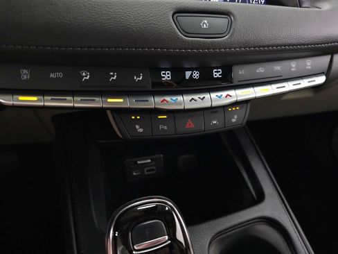 Certified 2023 Cadillac XT4 Premium Luxury w/ Cold Weather Package AWD/4WD image 30