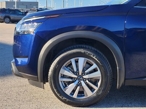 Used 2022 Nissan Pathfinder SL image 6