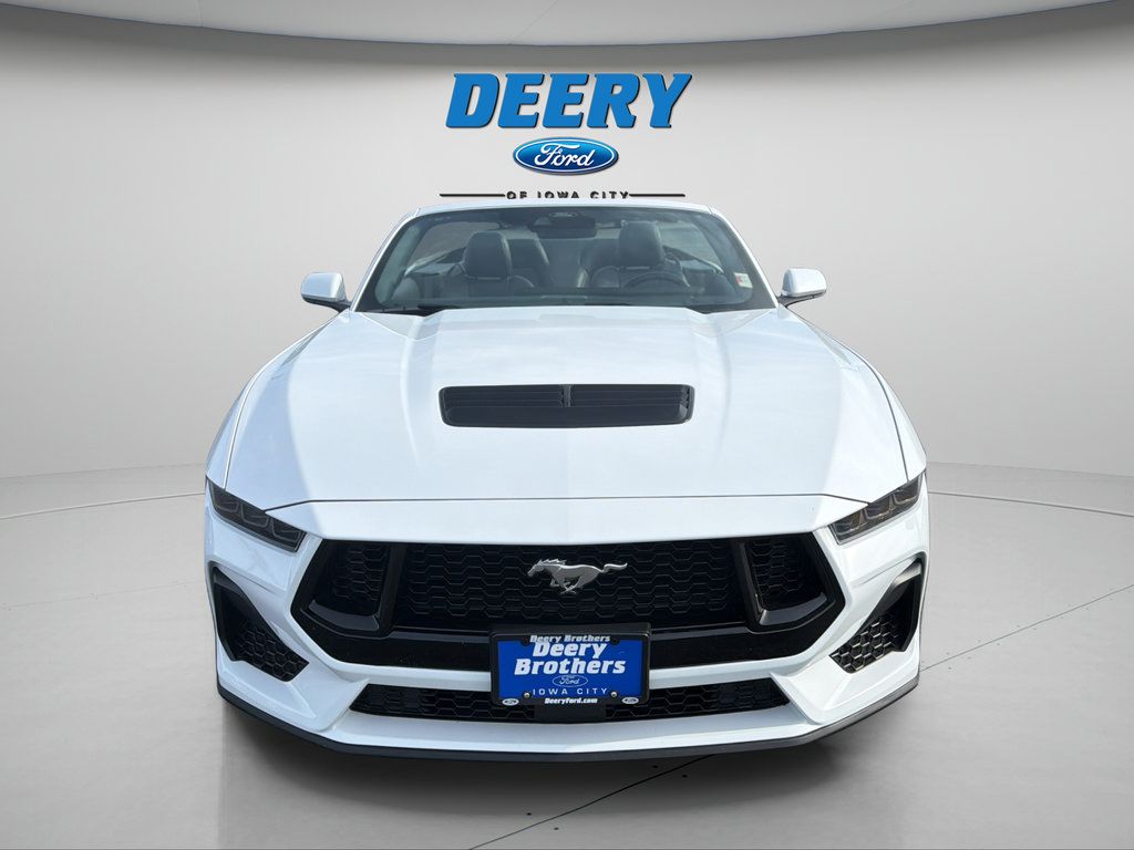 Used 2025 Ford Mustang GT Premium RWD image 13