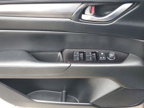 Used 2019 MAZDA CX-5 Touring image 18