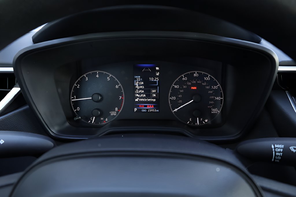 Certified 2024 Toyota Corolla LE FWD image 31