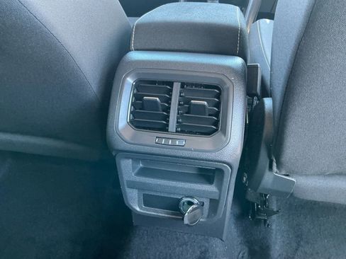 Used 2021 Volkswagen Tiguan S image 20