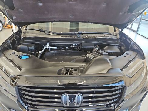 Used 2024 Honda Passport Black Edition image 21