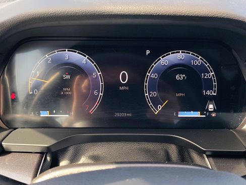 Used 2023 Jeep Grand Cherokee Altitude AWD/4WD image 17