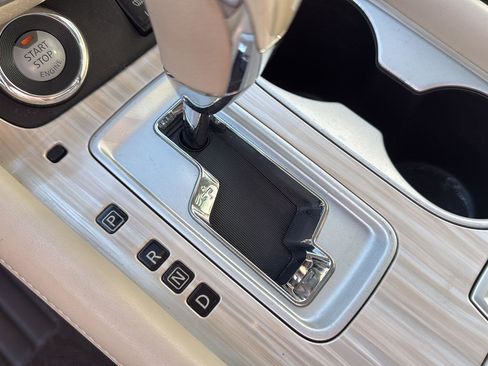 Used 2015 Nissan Murano SL w/ SL Technology Package image 28