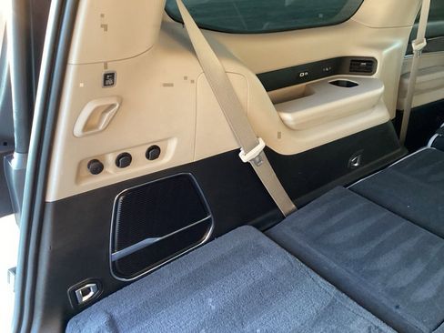 Used 2022 Jeep Wagoneer Series II w/ Premium Group I image 13