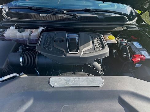 New 2024 Jeep Grand Wagoneer Series III w/ Rear Seat Video Group 1 AWD/4WD image 34