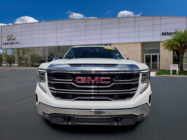 Used 2025 GMC Sierra 1500 SLT AWD/4WD image 3