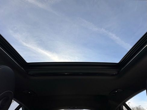 Used 2019 Mercedes-Benz GLC 300 4MATIC Coupe image 18