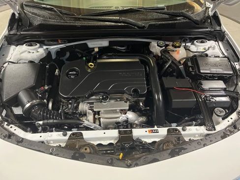 Used 2024 Chevrolet Malibu LT image 15