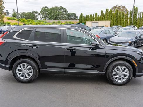 New 2026 Honda CR-V LX image 5