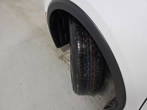 New 2026 Toyota Prius LE image 15