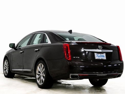 Used 2015 Cadillac XTS Premium image 9