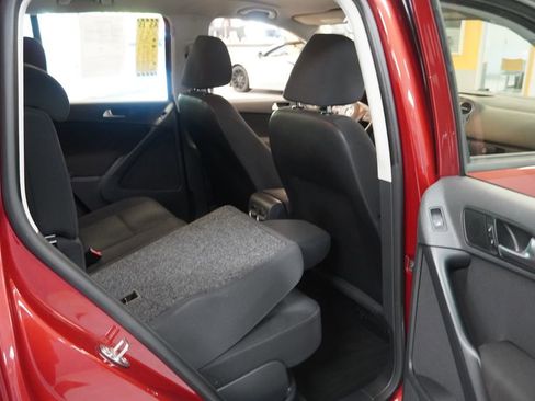 Used 2014 Volkswagen Tiguan S AWD/4WD image 23