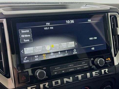 Used 2025 Nissan Frontier SV image 28