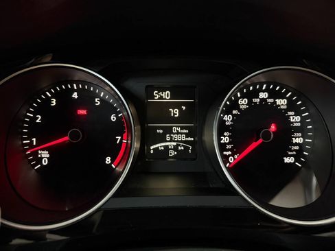 Used 2016 Volkswagen Jetta Sport FWD image 13